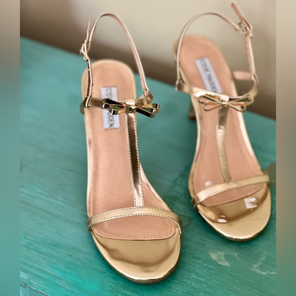 Steve Madden Gold Heels with Strappy Bow Design